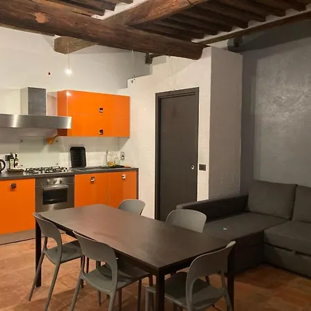 Casa Ginestra * كامبيليا ماريتيما